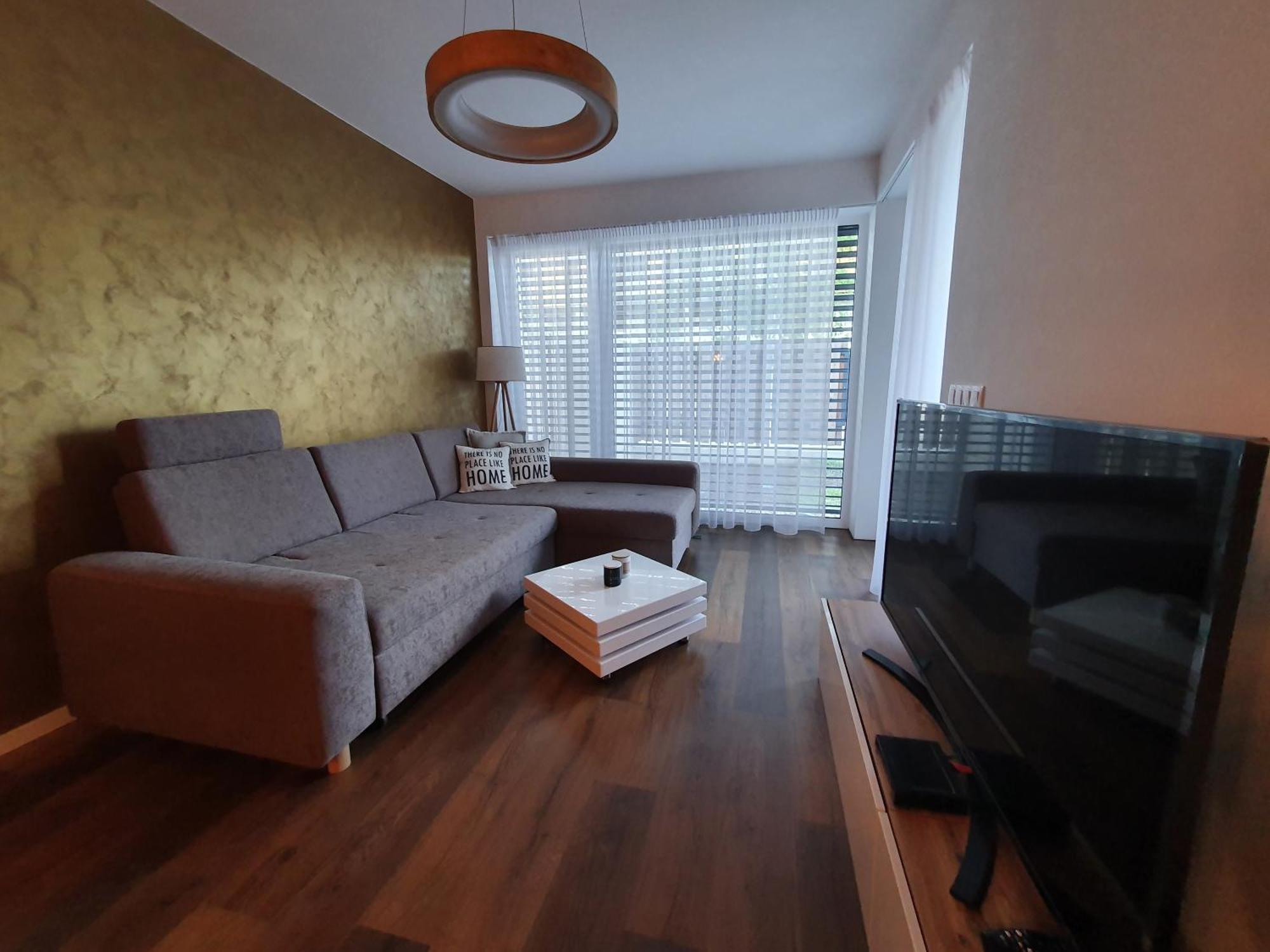 Apartmán Lovely 2-bedroom In Bratislava